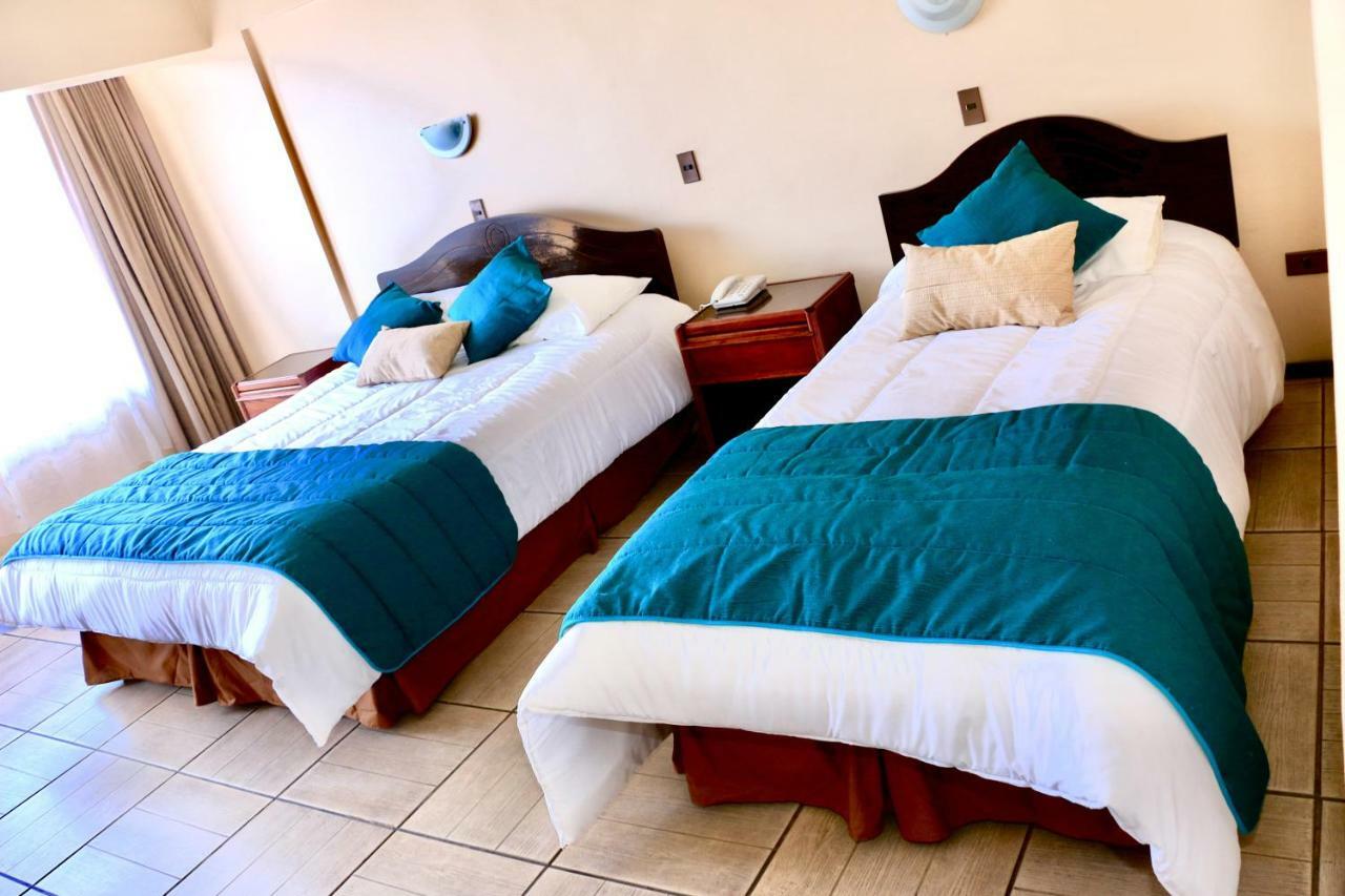 Hotel Garra De Leon 巴耶纳尔 外观 照片